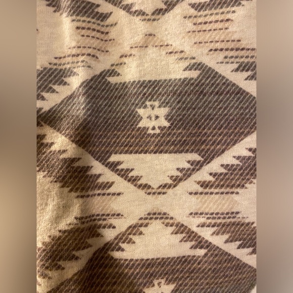 wind river heritage large pullover - Picture 3 of 9